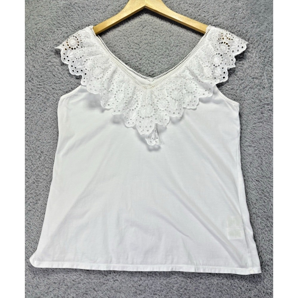Lilly Pulitzer Womens M White Eyelet Ruffle Top Embroidered V Neck Cotton